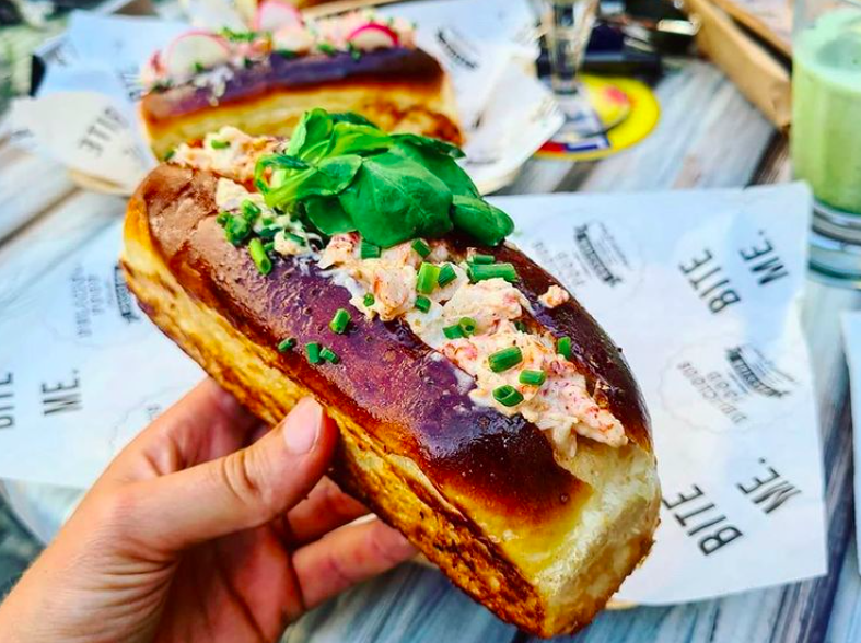 Lobster roll