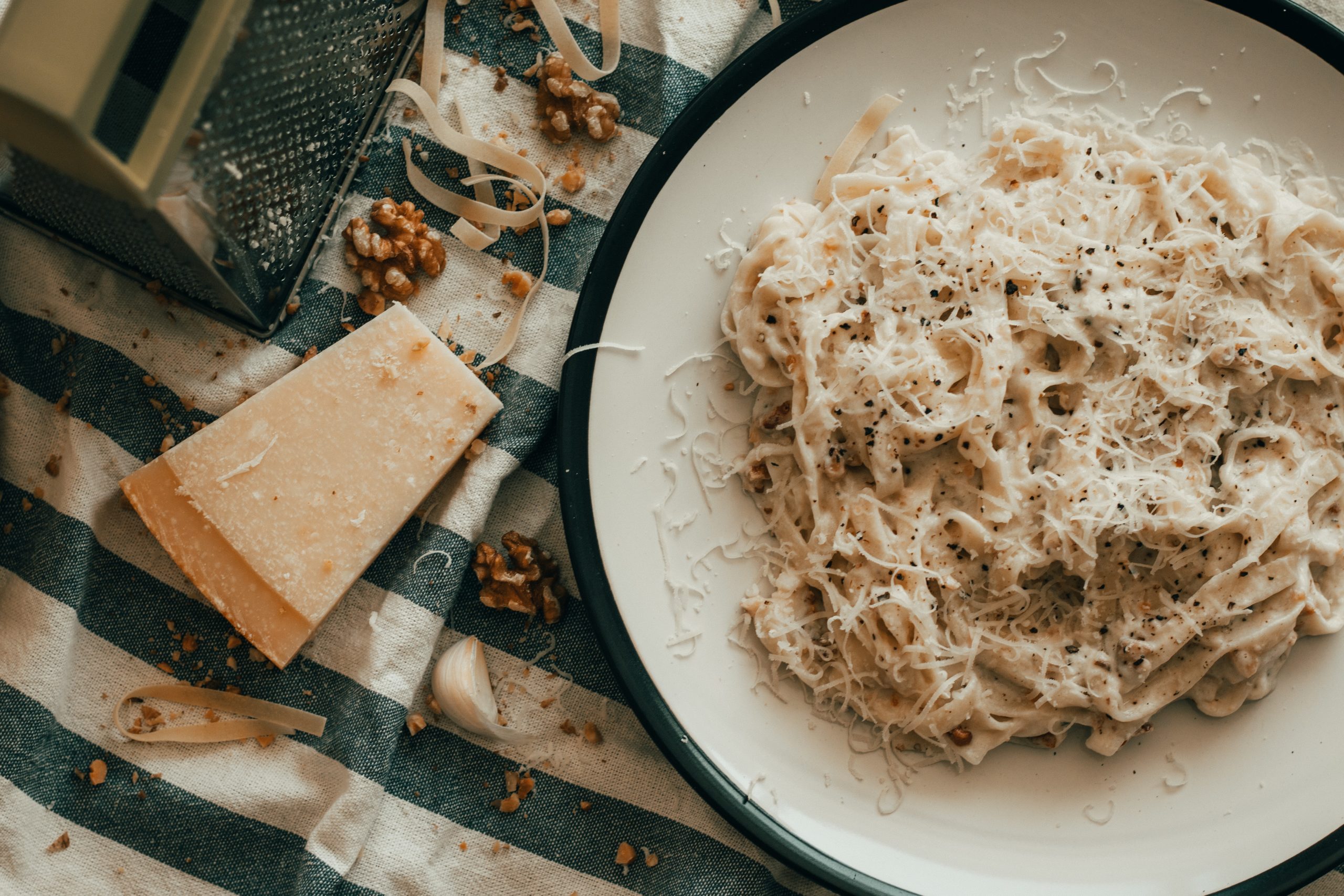 tagliatelle met pesto van walnoten en ricotta