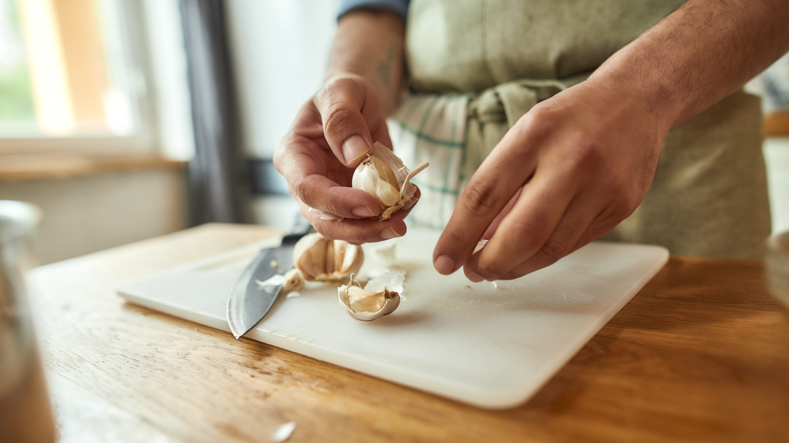 Knoflook snijden