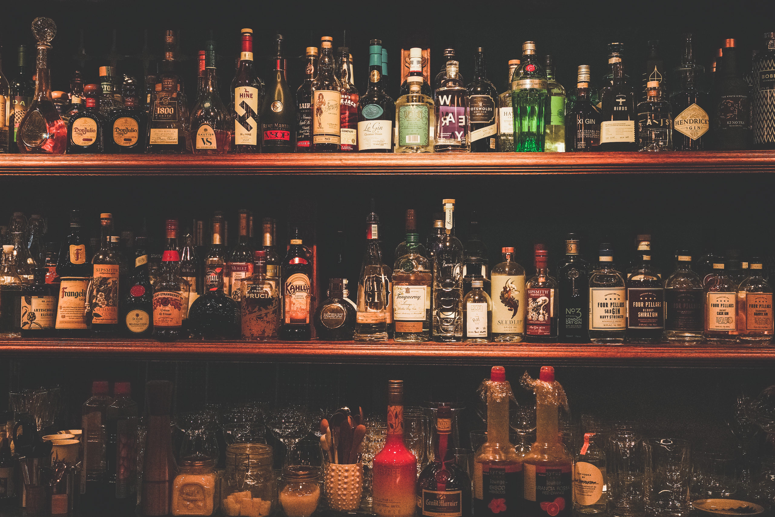 basis dranken home bar