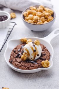 Karamel popcorn brownie